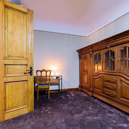 리가 Ancient Storie'S Ap 65Sqm Renovated Free Parking 아파트 외부 사진